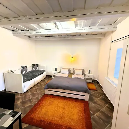 Harmony Vendeghaz Apartment *