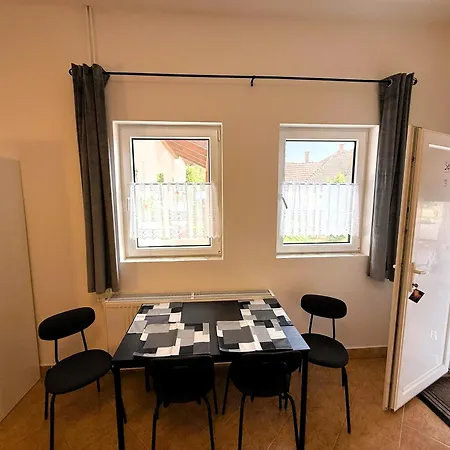 Apartment Harmony Vendeghaz *